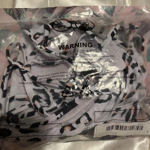 SHEIN Leopard Bikini with Ruffles 🐆 - Picture 5 of 6